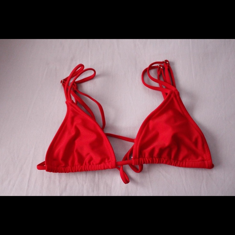 Red brand-less set